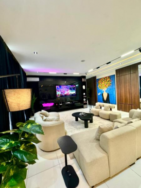 2 bedroom Apartment in Estate
